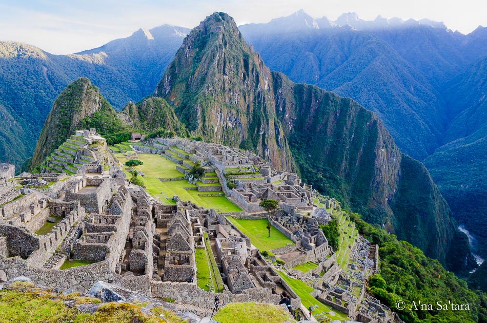 Macchu Picchu, Huanya Picchu, and Ollantaytambo: sacred site ...